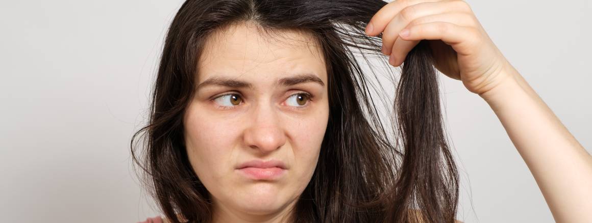 ¿Cuáles son las causas del cabello dañado?