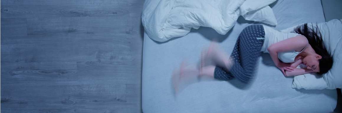 Cómo abordar los problemas relacionados con el sueño en pacientes con síndrome de piernas inquietas