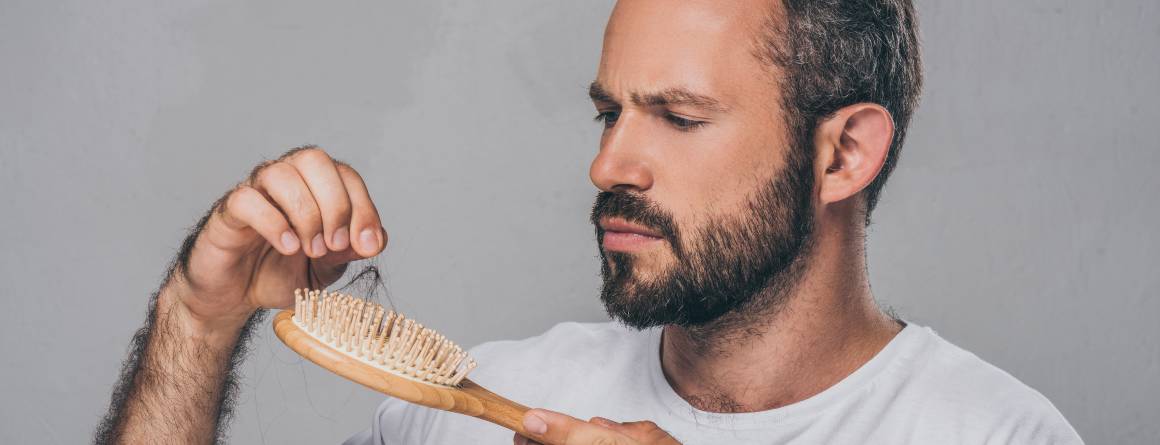 ¿Puede la carencia de hierro provocar la caída del cabello?